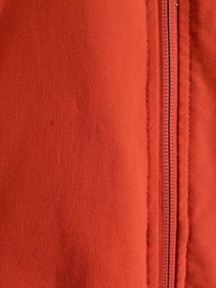 Ladies The North Face Orange Jacket Size Small S 8 10 Lightweight Bright *Faulty - Picture 11 of 16